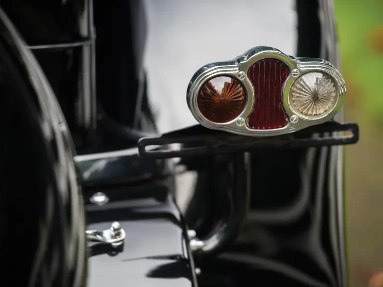 1931 Packard Eight - Image 18 of 31