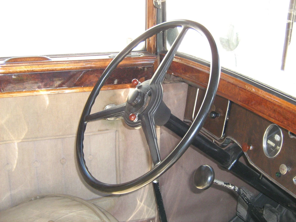 1931 Packard Eight - Image 9 of 14