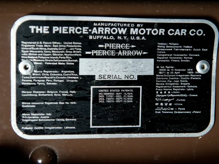 1931 Pierce-Arrow - Image 22 of 24