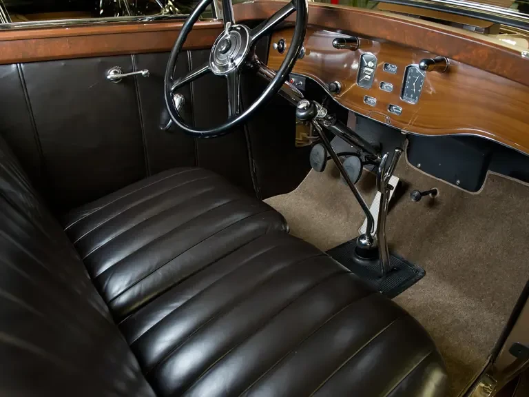 1931 Pierce-Arrow - Image 5 of 24