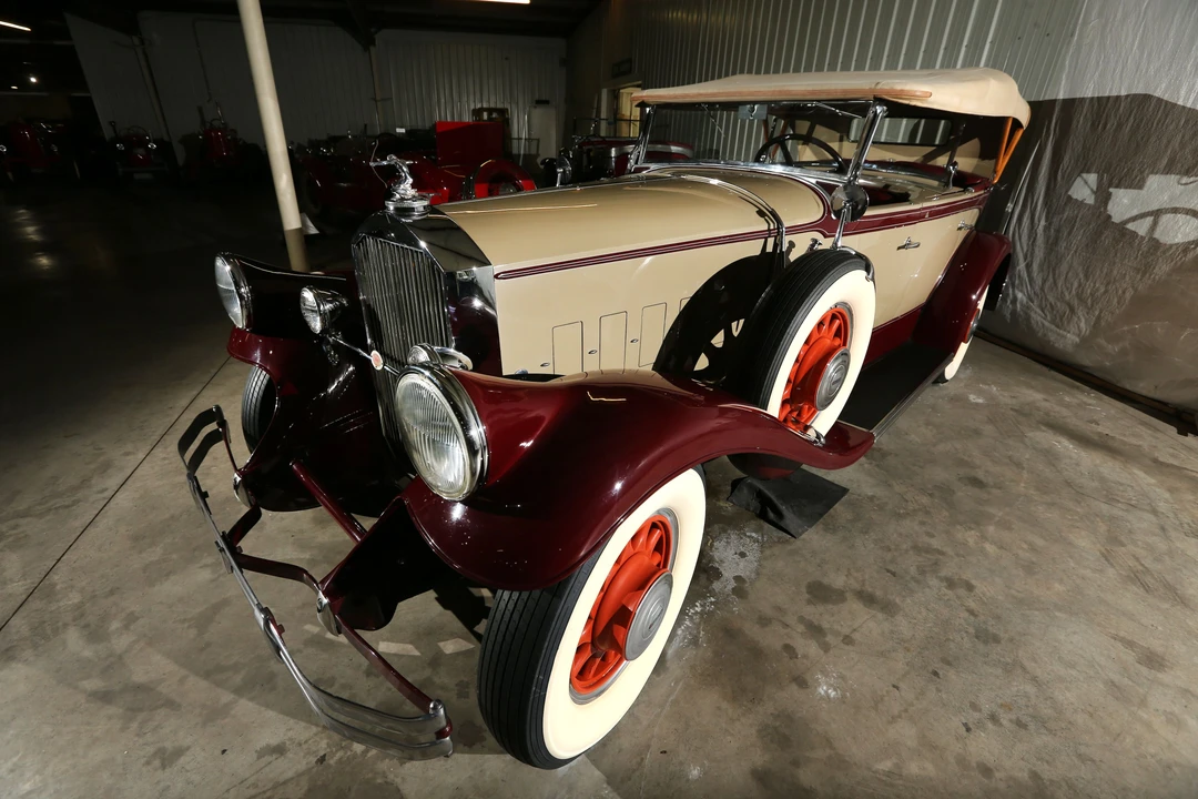 1931 Pierce-Arrow - Image 9 of 31