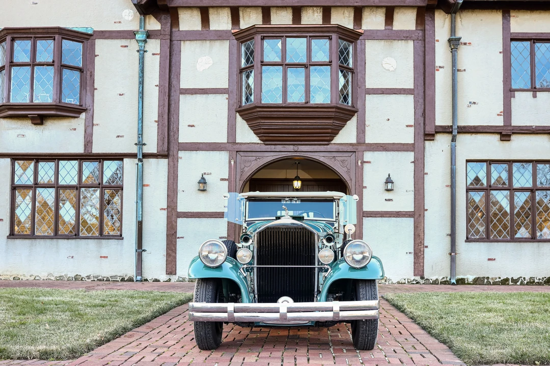 1931 Pierce-Arrow - Image 9 of 31