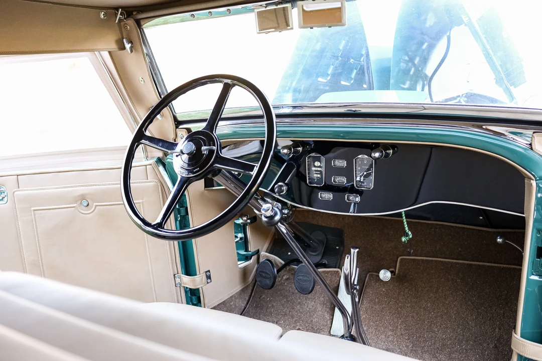 1931 Pierce-Arrow - Image 15 of 31