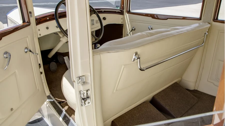 1931 Pierce-Arrow - Image 16 of 20