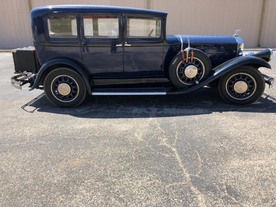 1931 Pierce-Arrow - Image 2 of 10