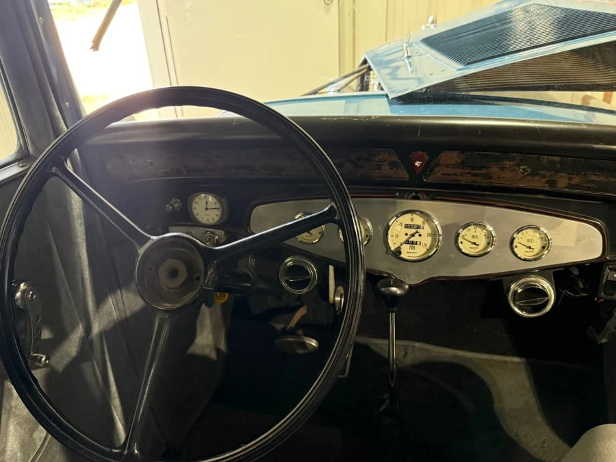 1931 Pontiac - Image 6 of 9