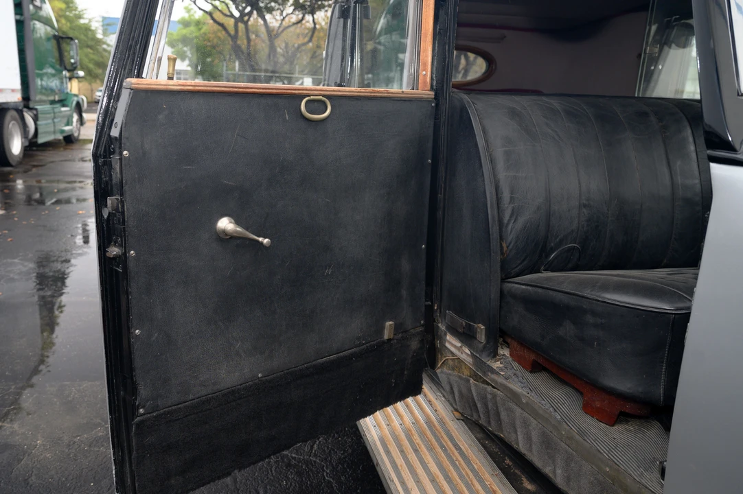 1931 Rolls-Royce Phantom II - Image 17 of 31