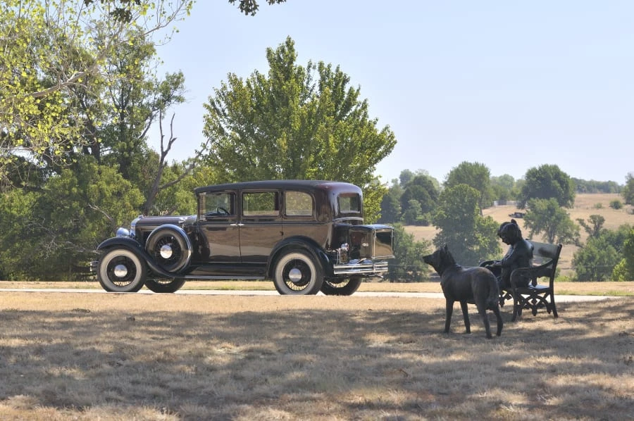 1931 Studebaker Commander - Image 2 of 10