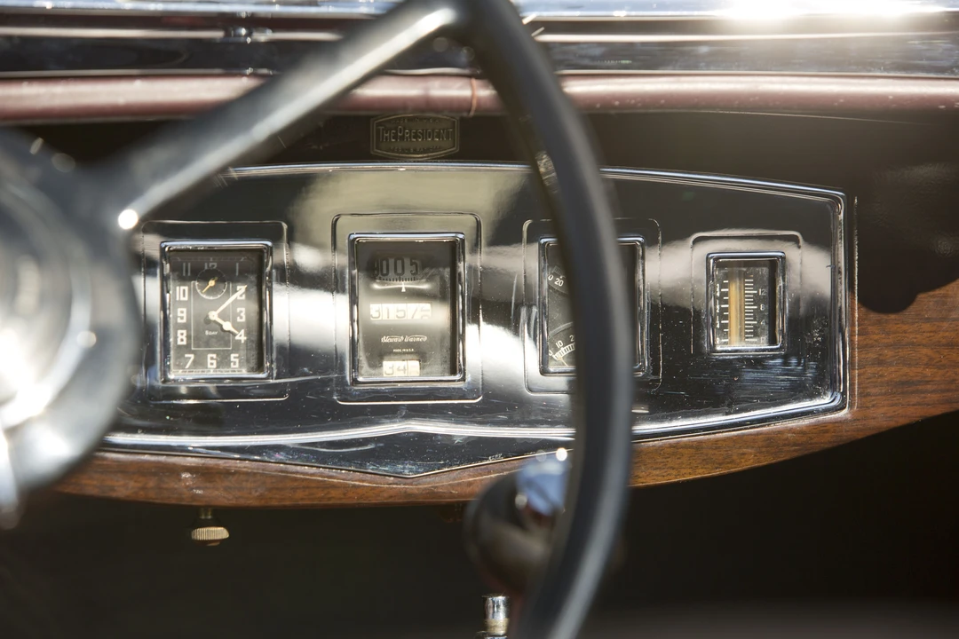1931 Studebaker President - Image 17 of 31