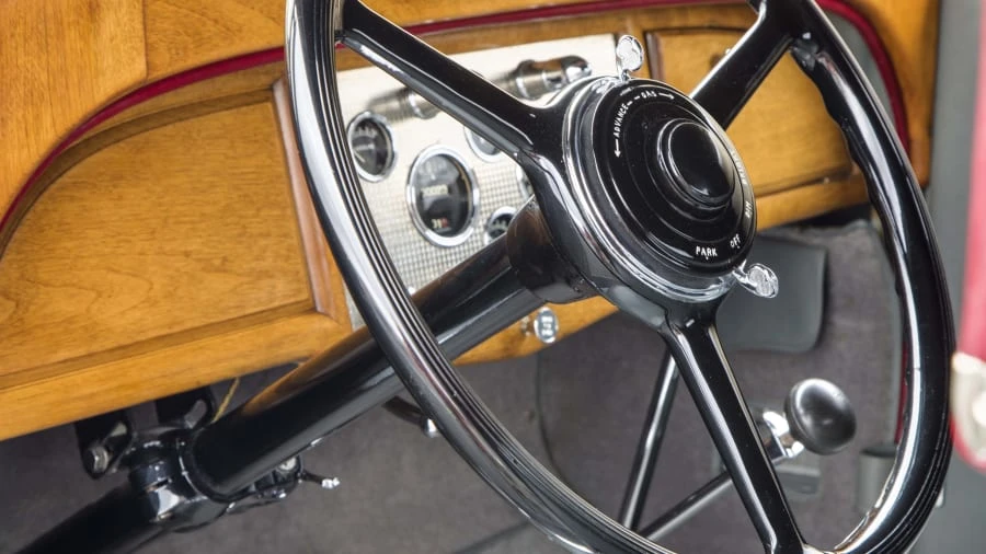 1931 Stutz Vertical Eight - Image 13 of 20