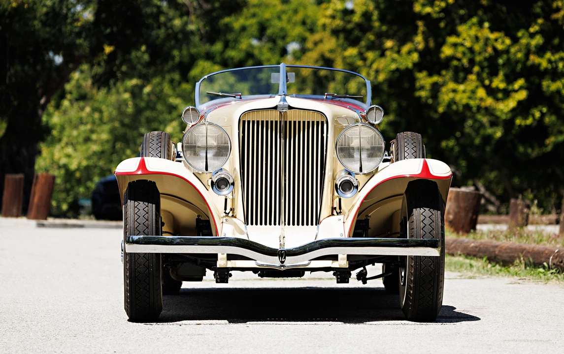 1932 Auburn Twelve - Image 8 of 8