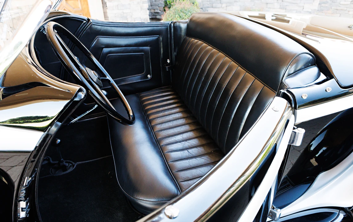 1932 Auburn Twelve - Image 30 of 31