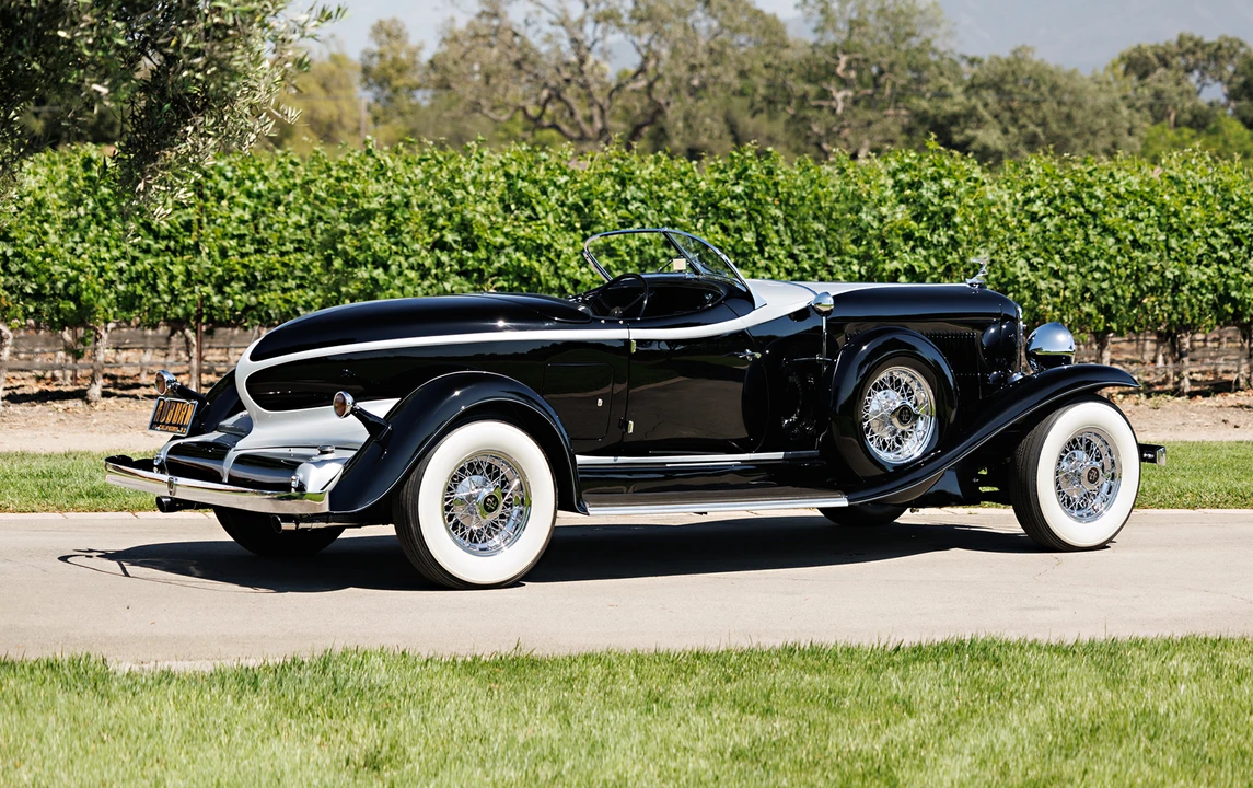 1932 Auburn Twelve - Image 8 of 31