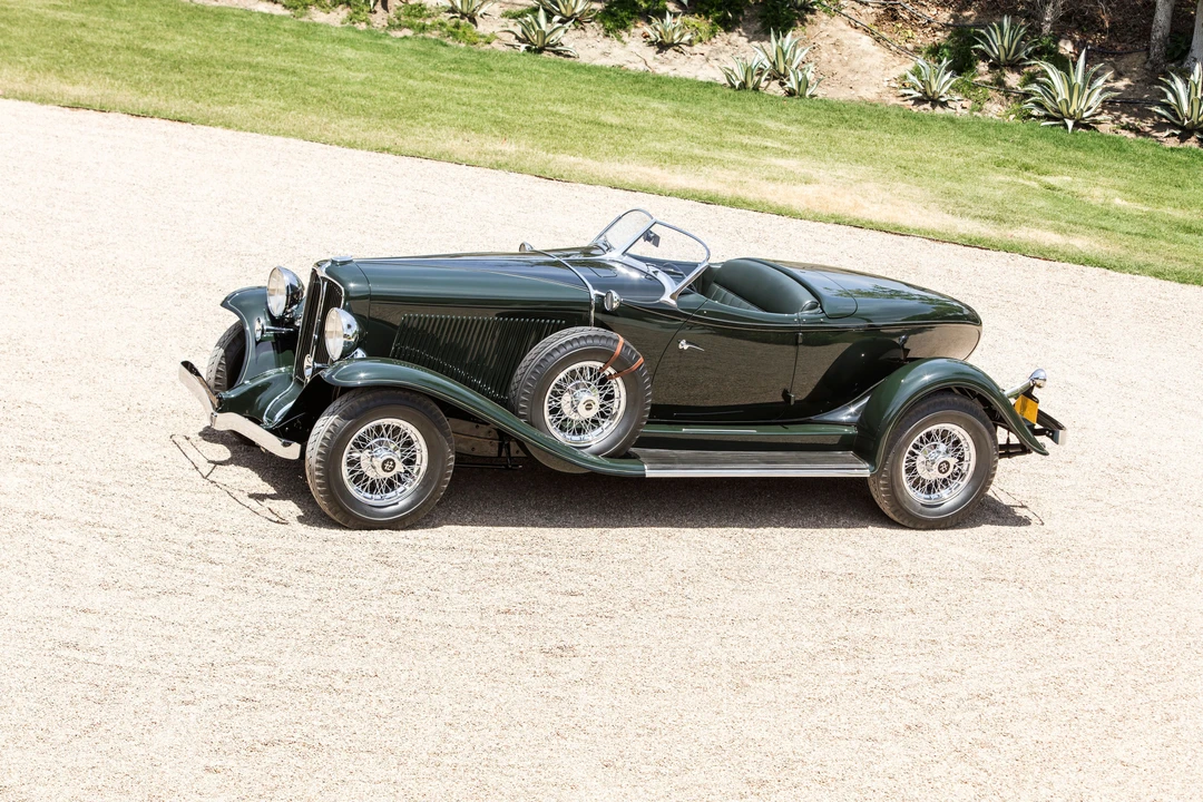 1932 Auburn Twelve - Image 4 of 31