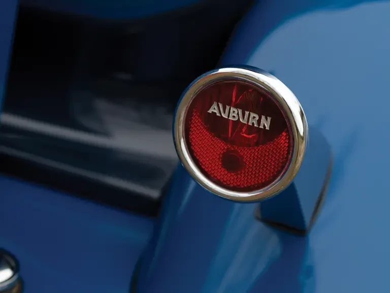 1932 Auburn Twelve - Image 11 of 24