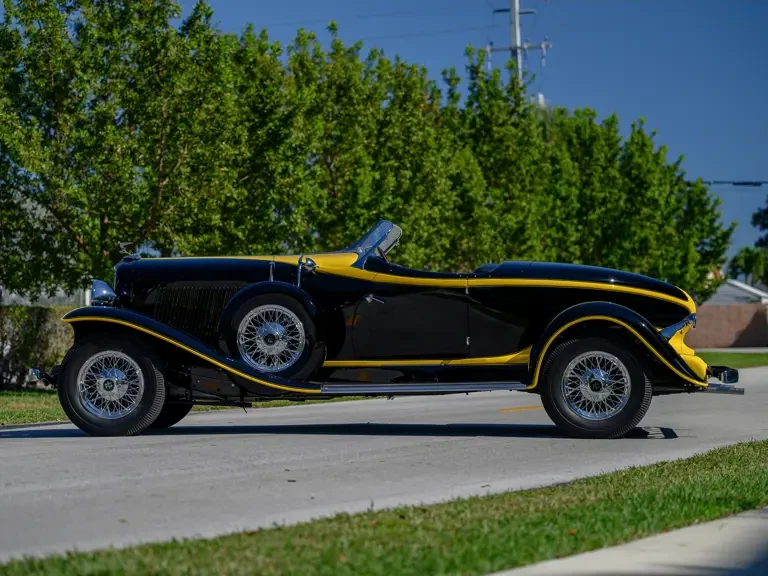 1932 Auburn Twelve - Image 6 of 31