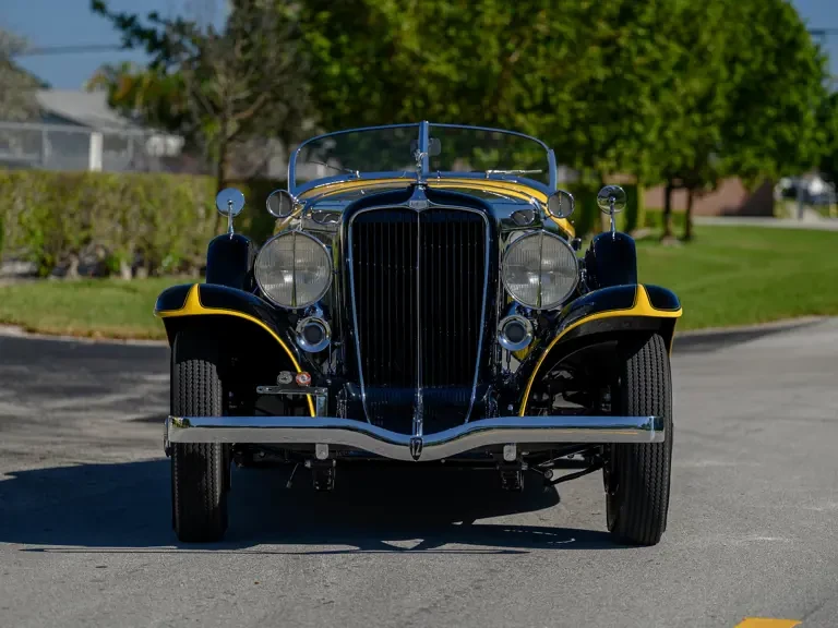 1932 Auburn Twelve - Image 9 of 31