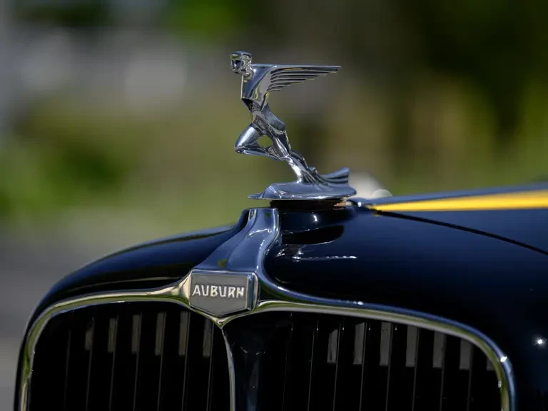 1932 Auburn Twelve - Image 7 of 31