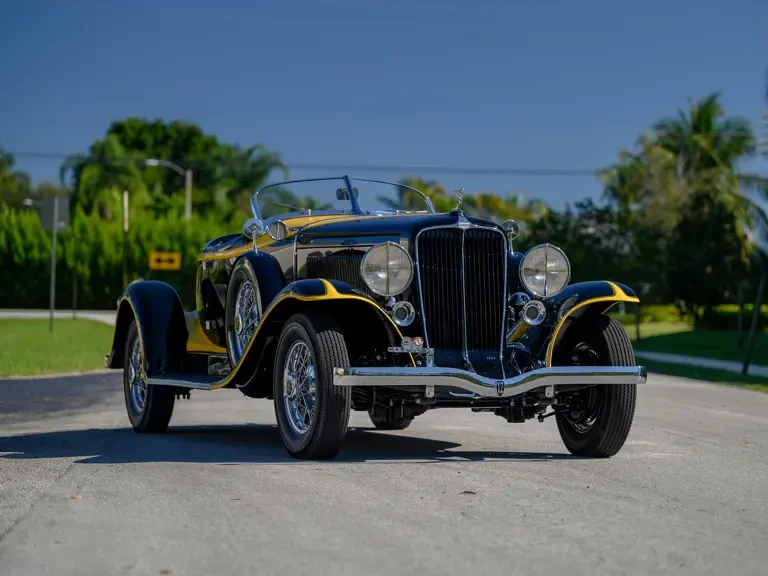 1932 Auburn Twelve - Image 10 of 31