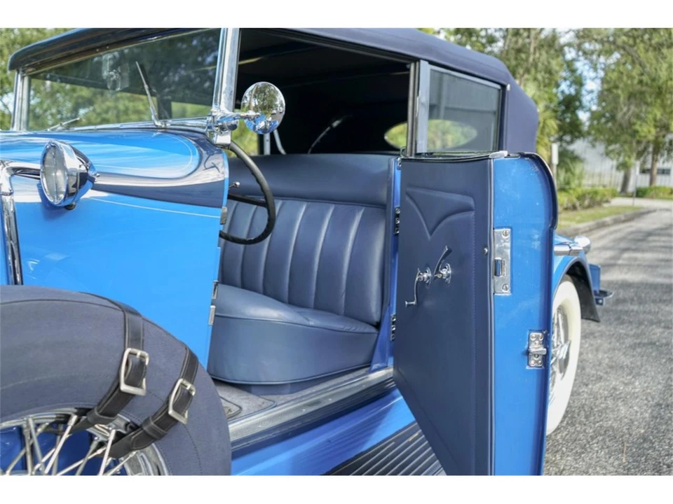 1932 Auburn Twelve - Image 31 of 31