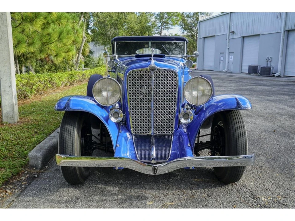 1932 Auburn Twelve - Image 6 of 31