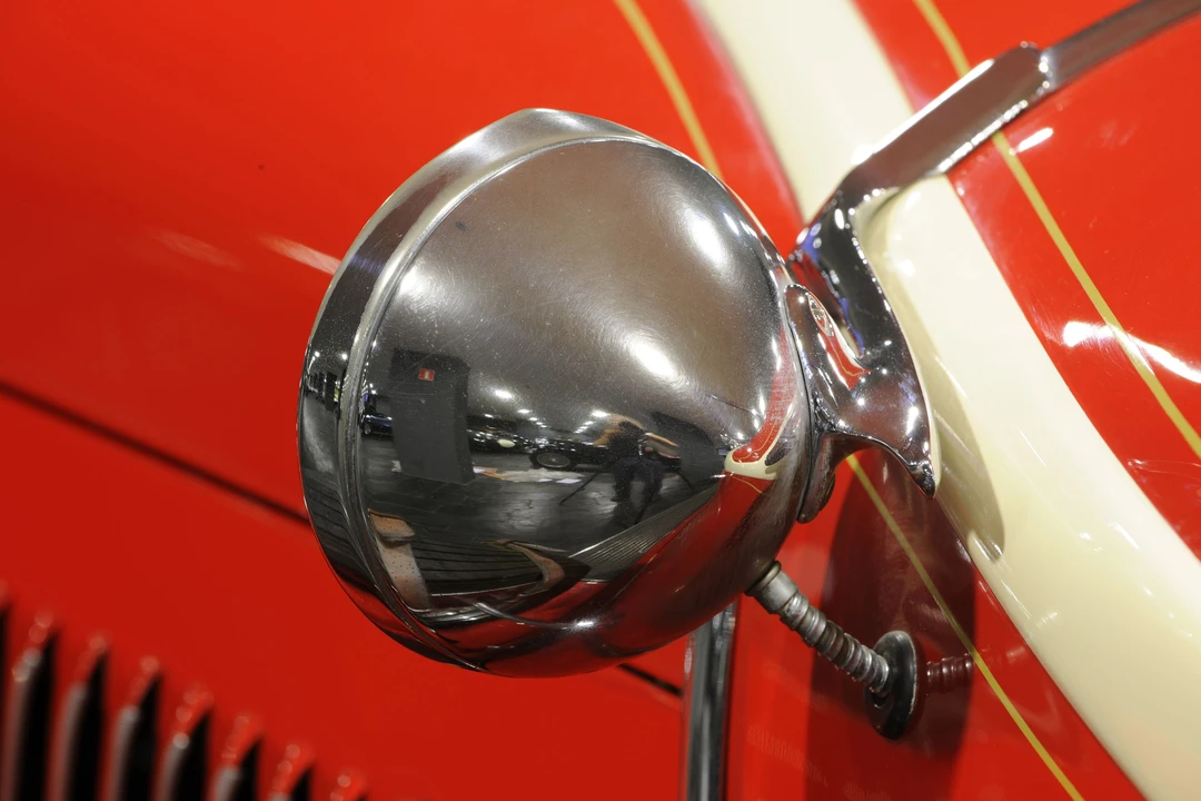 1932 Auburn Twelve - Image 12 of 17