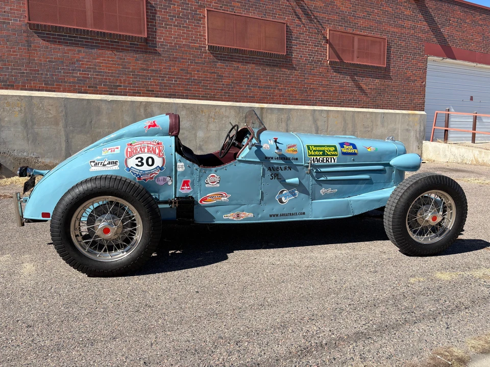 1932 Auburn Eight - Image 30 of 31