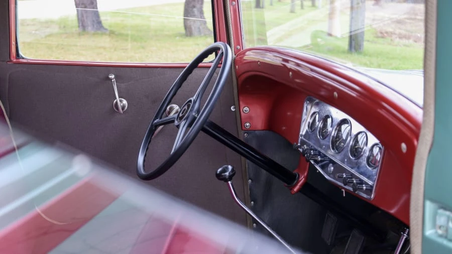 1932 Auburn Eight - Image 18 of 27