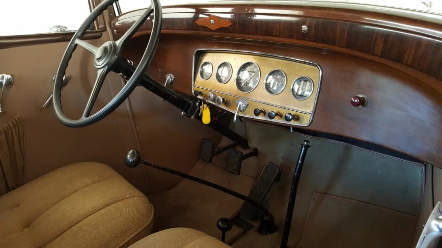 1932 Auburn Eight - Image 2 of 11