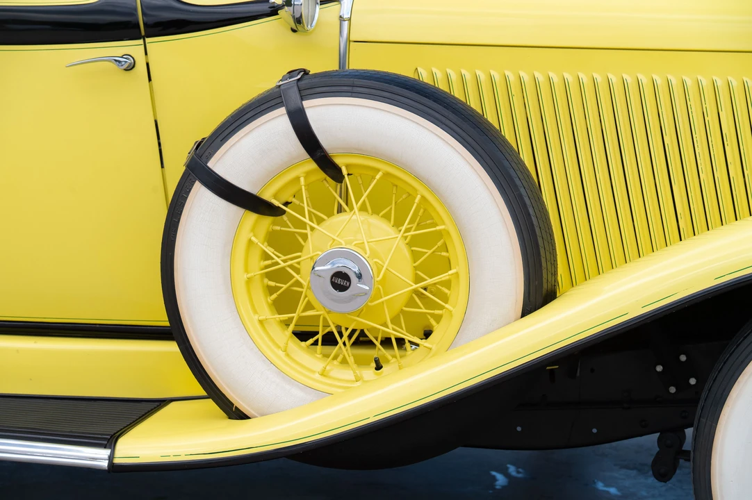 1932 Auburn Eight - Image 10 of 12