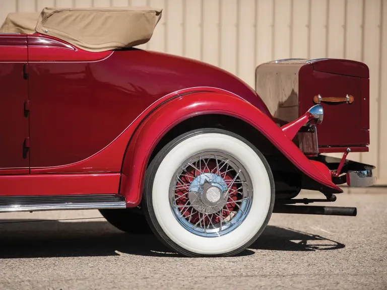 1932 Auburn Eight - Image 16 of 31