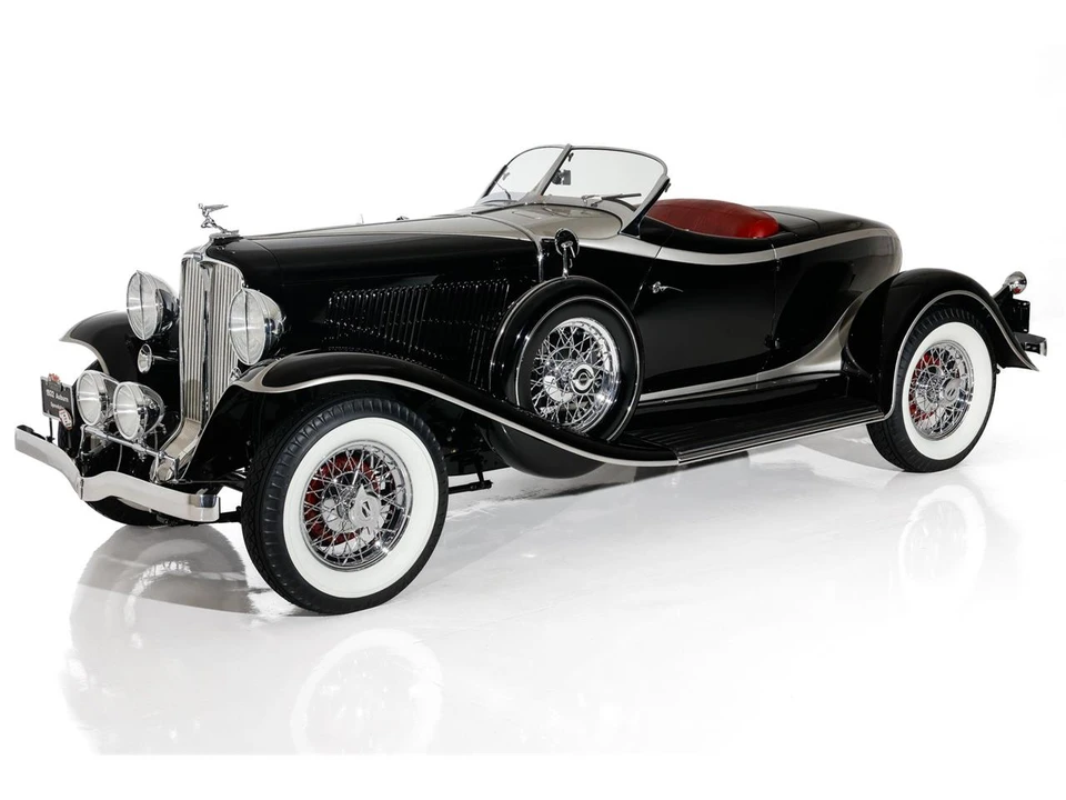 1932 Auburn Eight - Image 17 of 31