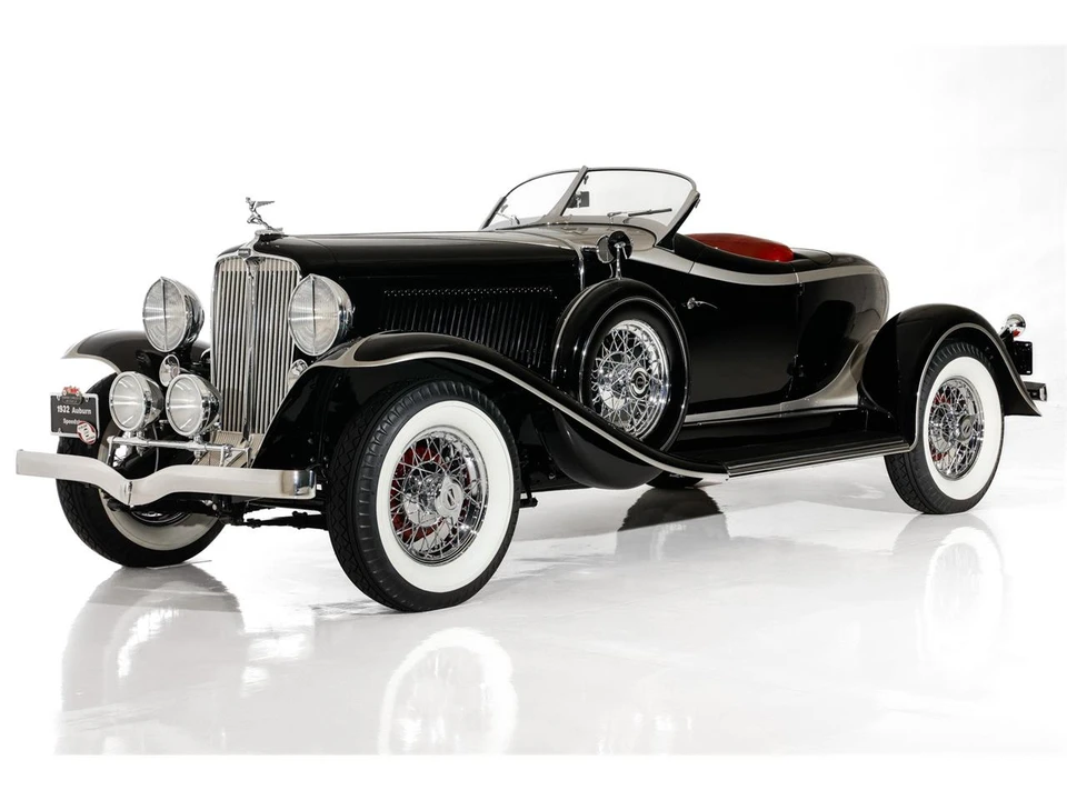 1932 Auburn Eight - Image 16 of 31