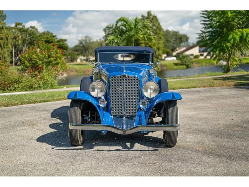 1932 Auburn Twelve - Image 4 of 4