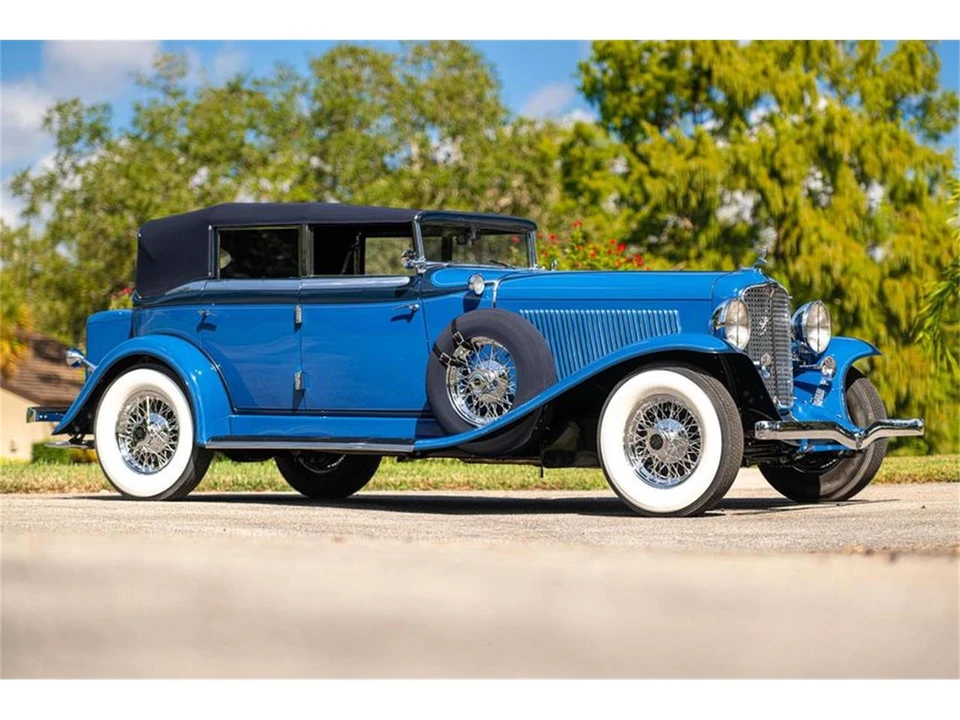 1932 Auburn Twelve - Image 2 of 4