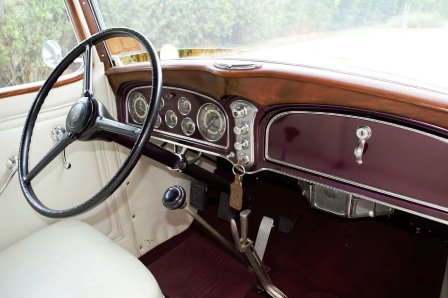 1932 Cadillac V-12 - Image 4 of 12
