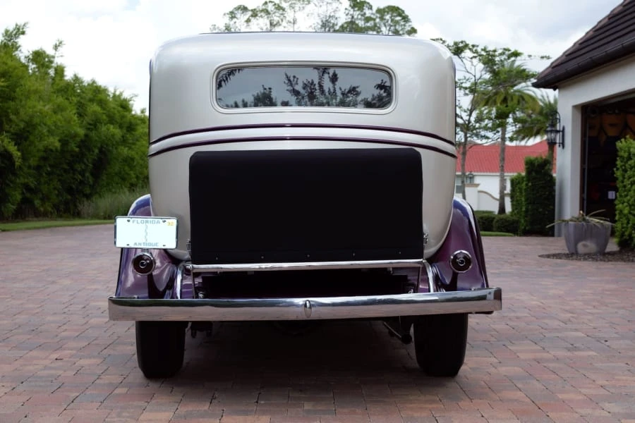 1932 Cadillac V-12 - Image 11 of 12