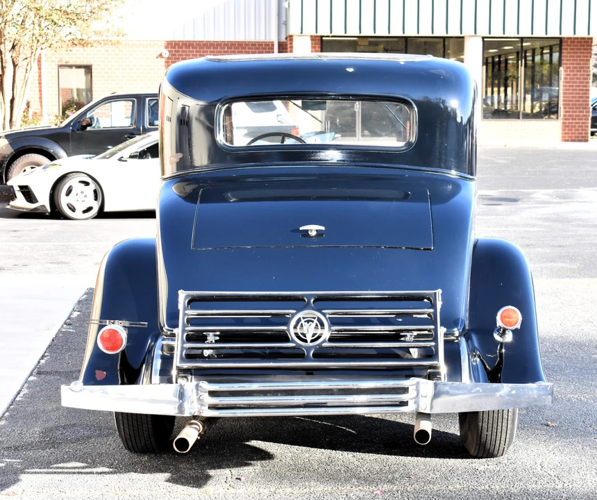 1932 Cadillac V-12 - Image 14 of 31