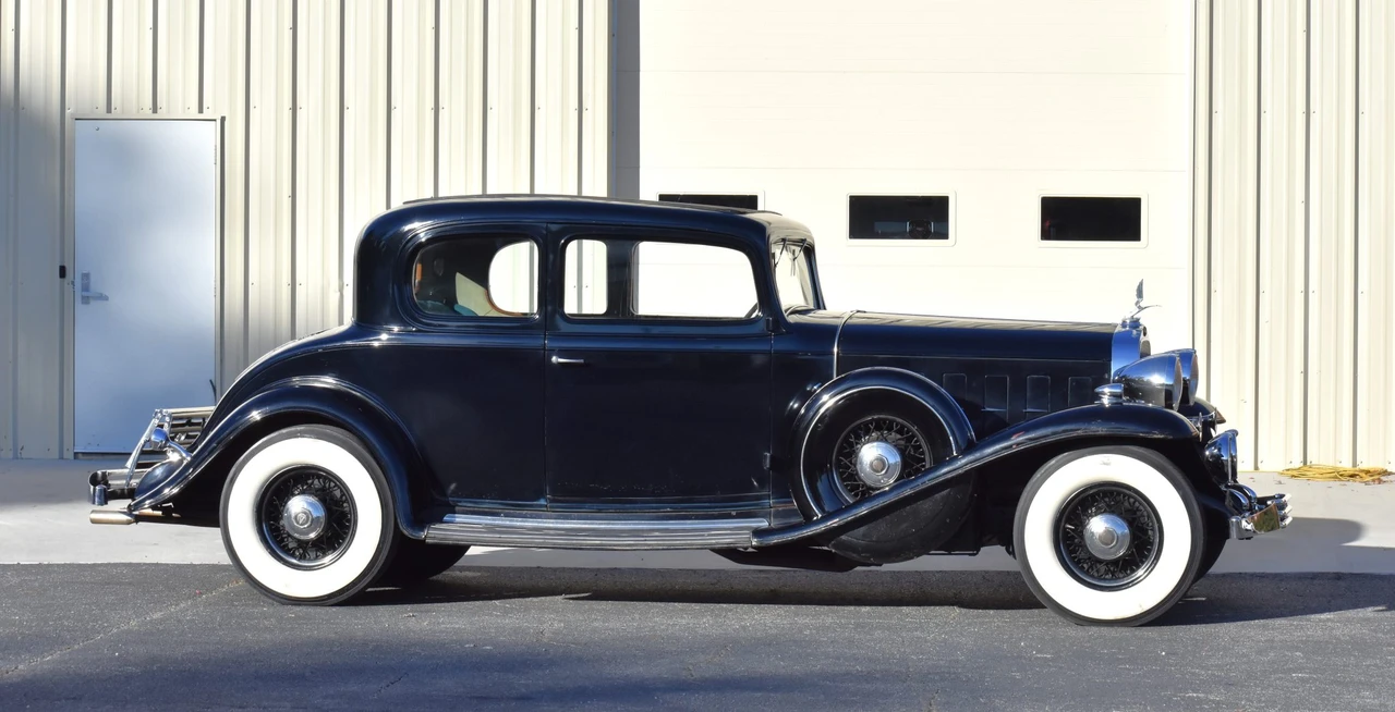 1932 Cadillac V-12 - Image 25 of 31