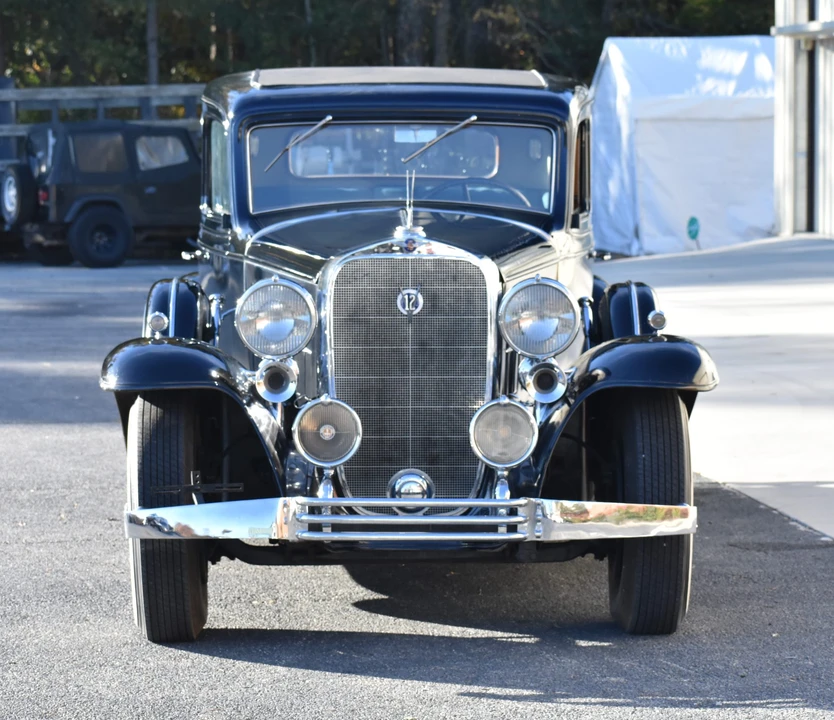 1932 Cadillac V-12 - Image 6 of 31