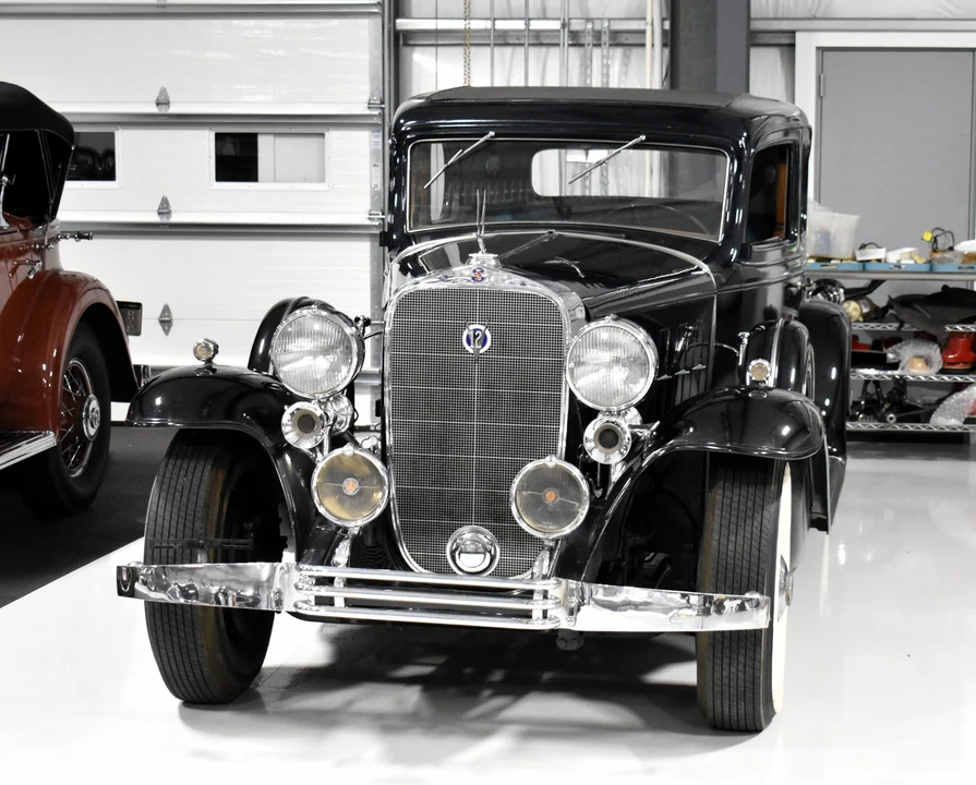 1932 Cadillac V-12 - Image 30 of 31