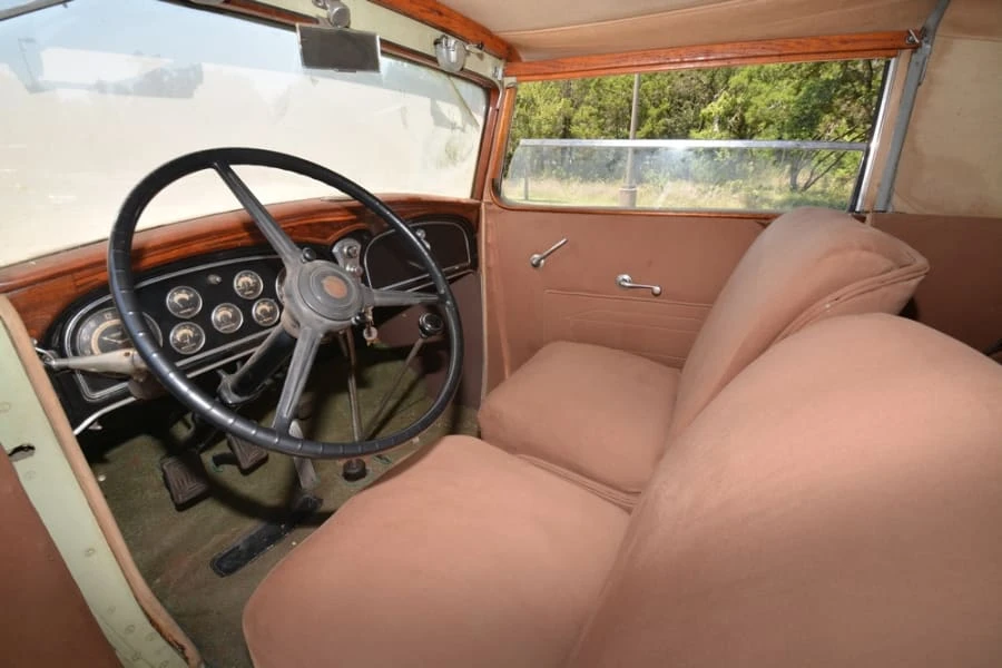 1932 Cadillac V-12 - Image 5 of 12