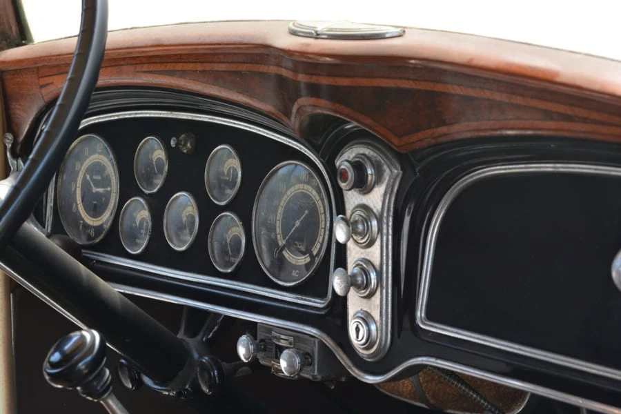 1932 Cadillac V-12 - Image 6 of 12