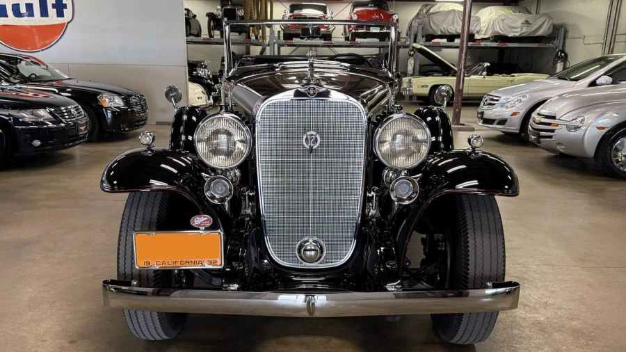 1932 Cadillac V-12 - Image 4 of 13
