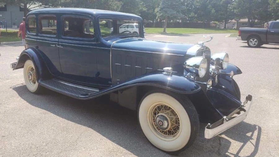 1932 Cadillac V-12 - Image 2 of 3