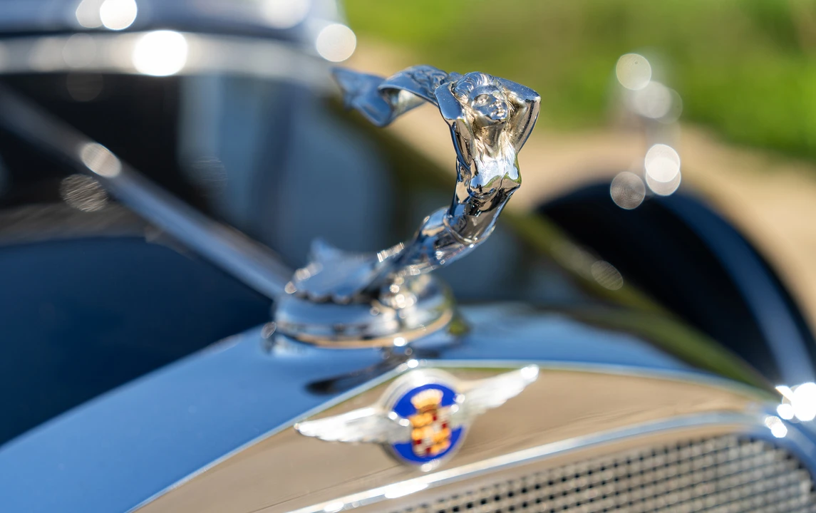 1932 Cadillac V-12 - Image 8 of 14
