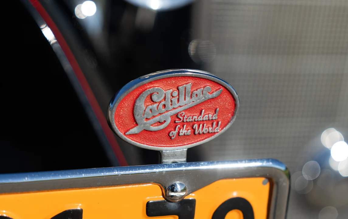 1932 Cadillac V-12 - Image 14 of 14