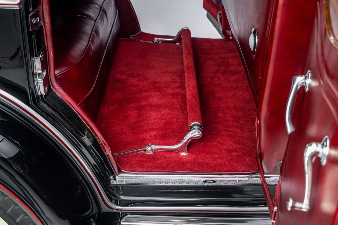 1932 Cadillac - Image 27 of 31