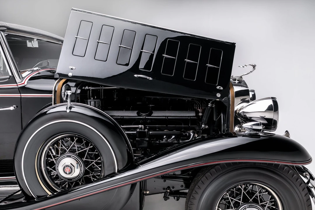 1932 Cadillac - Image 13 of 31