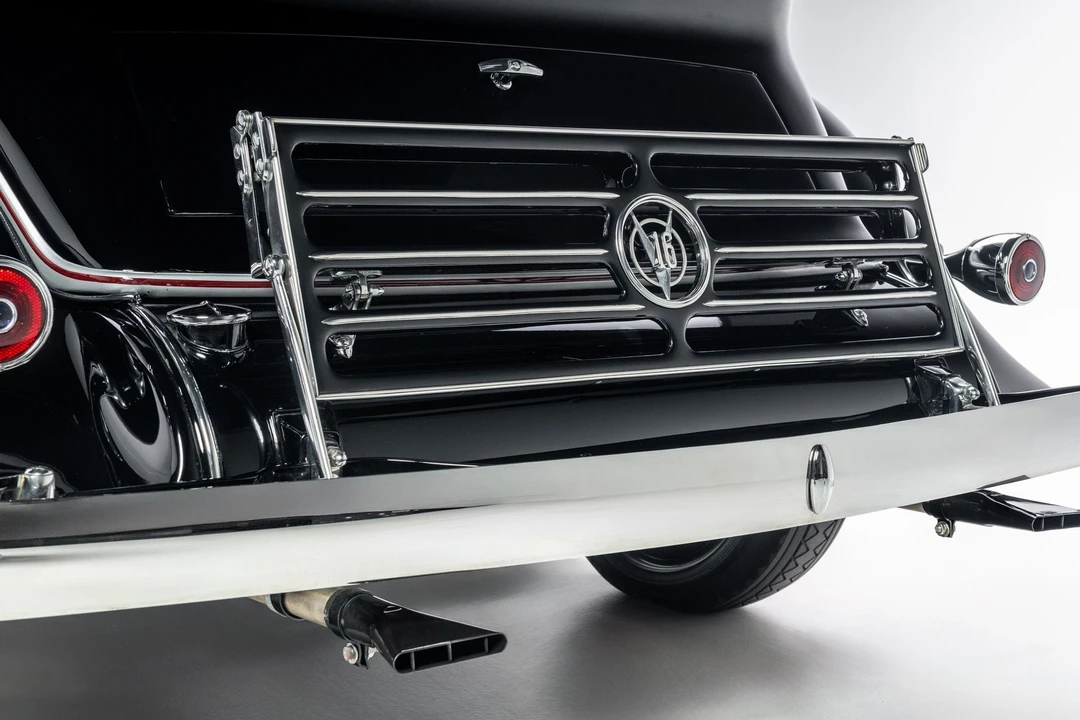 1932 Cadillac - Image 4 of 31